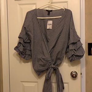 Fun flounced wrap around forever 21 top